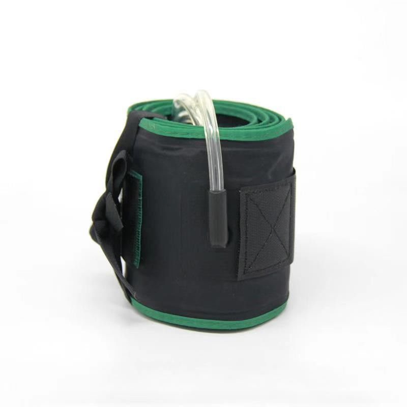 Custom Design Disposable Scrub Suit with Elastic Knitted Cuff Economical and Hygienic